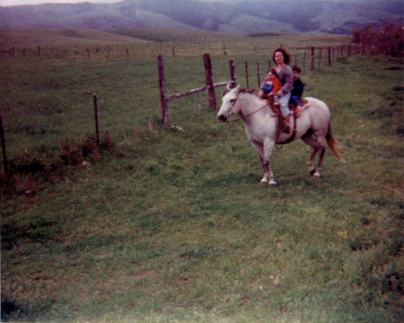 Tami and kids on Grey